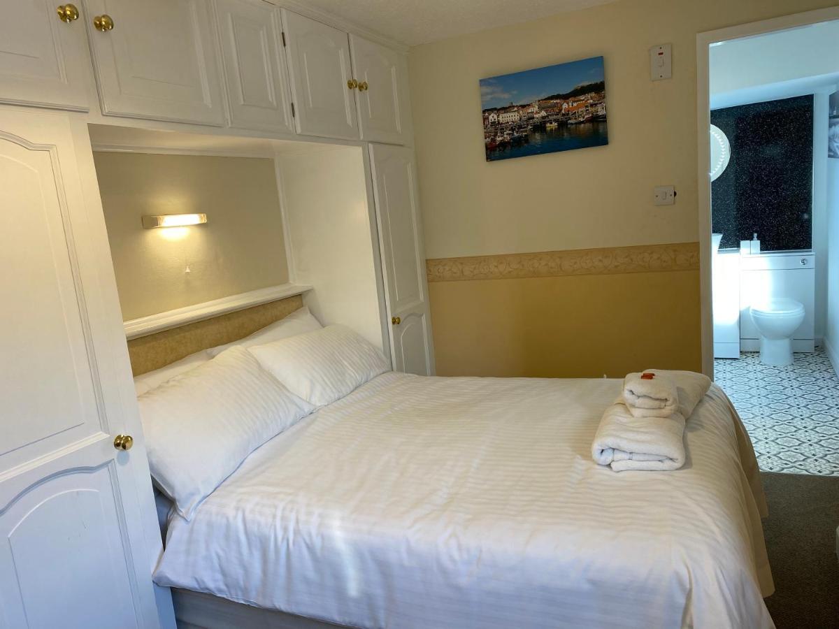 Marine View Guest House Scarborough Exterior photo