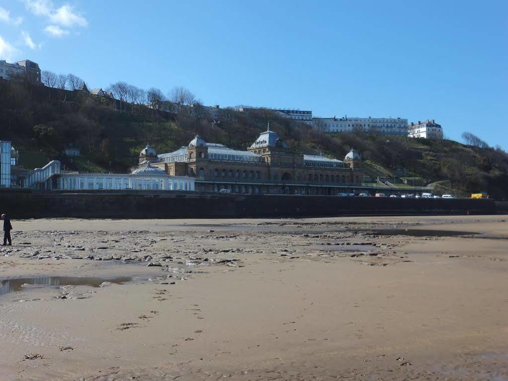 Marine View Guest House Scarborough Exterior photo